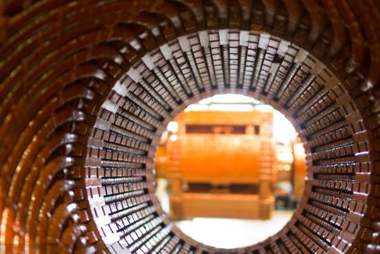 單相電機(jī)6個(gè)接線柱的作用及連接方法詳解