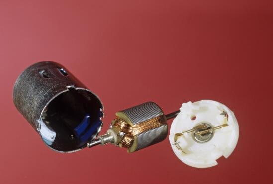 適用方法讓單相電機(jī)轉(zhuǎn)速減緩的方法大介紹