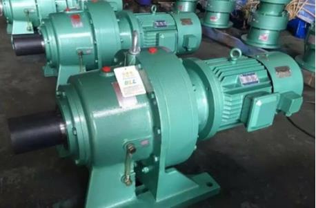 為什么單相電機(jī)要接運(yùn)行電容（詳解單相電機(jī)運(yùn)行電容的作用原理）