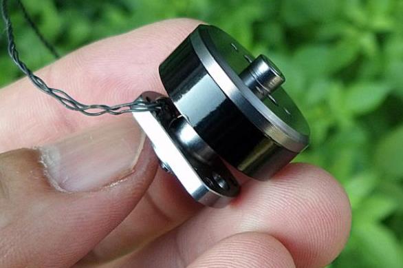 交流電機和直流電機的區(qū)別（詳解交流電機與直流電機的不同點）