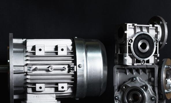 單相電機順倒開關(guān)怎么接線方法，如何正確接線單相電機順倒開關(guān)