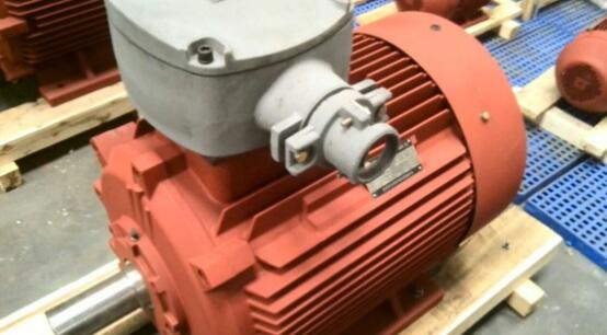 正反轉(zhuǎn)用哪種電機(jī)，電機(jī)正反轉(zhuǎn)的選擇和應(yīng)用