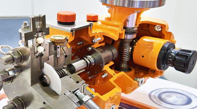 什么電機(jī)做車床好，選擇車床電機(jī)的幾點(diǎn)建議